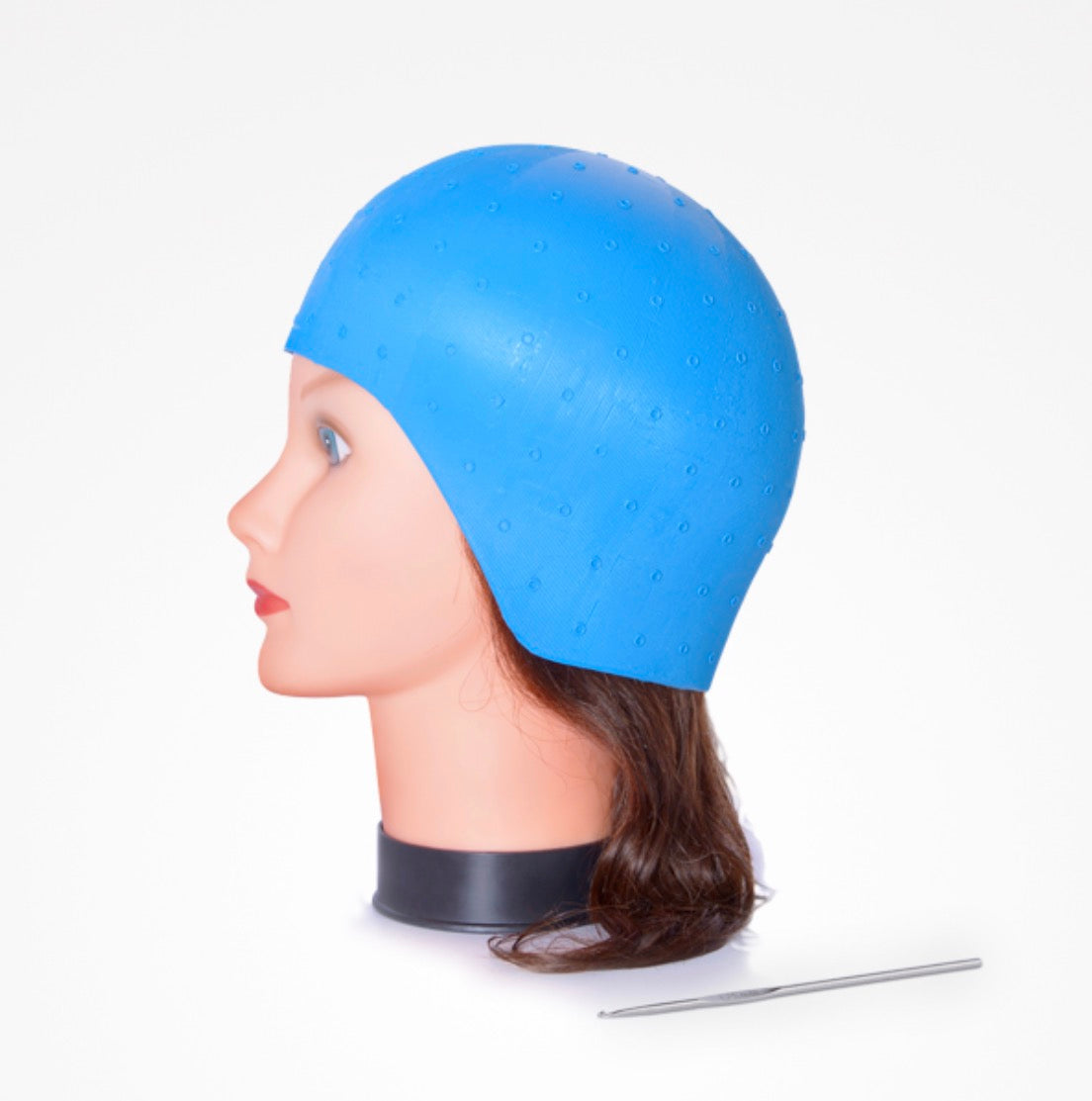 Gorro mechas azul con aguja metálica